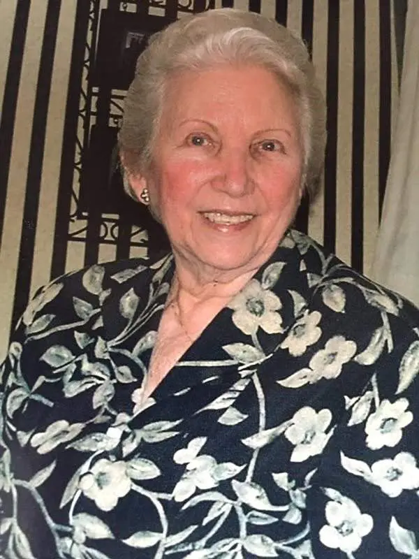 Maria Mercedes Castro