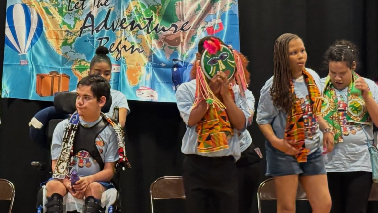 Last Friday, Ms. Liz’s and Mr. Hany’s classes took us on an adventure around the world! The assembly was full of music, culture and joy!